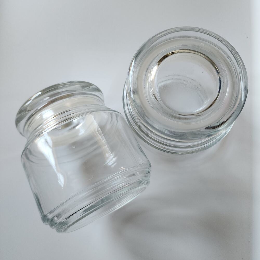 Two Gláss Járs